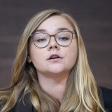 L'enquête du Ministère public vaudois devra dire si Valérie Dittli s'est rendue coupable ou non d'abus d'autorité (archives). KEYSTONE/CYRIL ZINGARO
